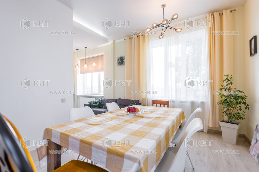 Продаж квартири Харків, Гагаріна, Спортивна, Захисників, 78м²