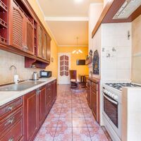 Продаж квартири Харків, Центр, 150м²