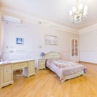 Продаж квартири Харків, Центр, 150м²