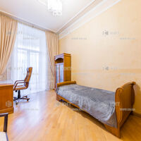 Продаж квартири Харків, Центр, 150м²