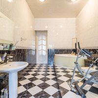 Продаж квартири Харків, Центр, 150м²