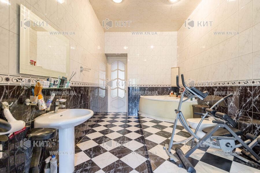 Продаж квартири Харків, Центр, 150м²