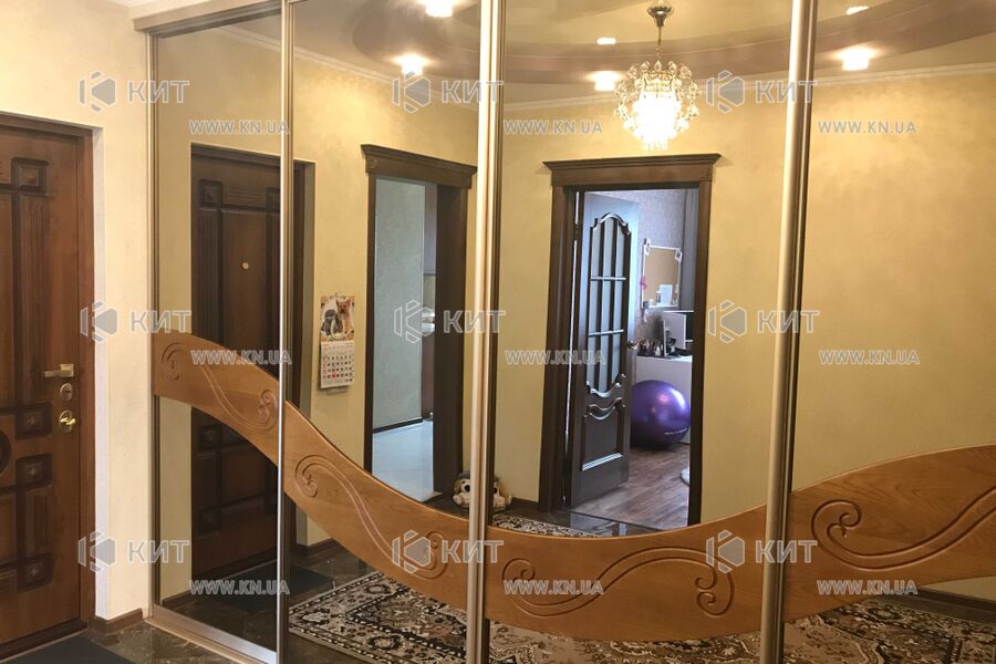 Продаж квартири Харків, Рогань, 70м²
