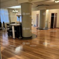 Продаж квартири Харків, Центр, 183м²