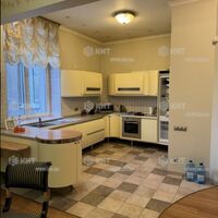 Продаж квартири Харків, Центр, 183м²