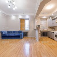 Продажа квартиры Харьков, Центр, 64.5м²