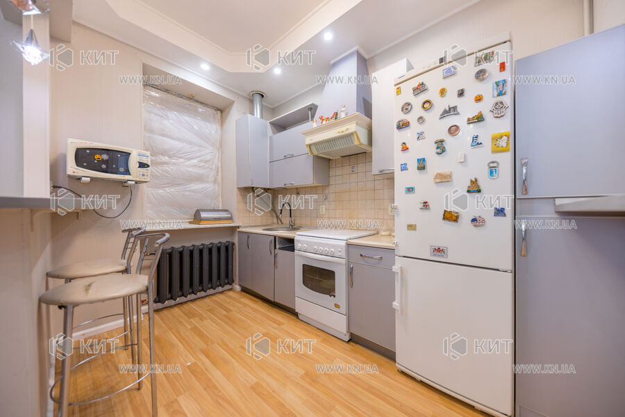 Продажа квартиры Харьков, Центр, 64.5м²