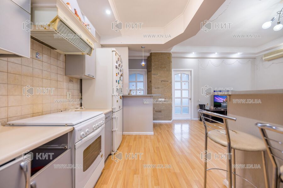 Продажа квартиры Харьков, Центр, 64.5м²