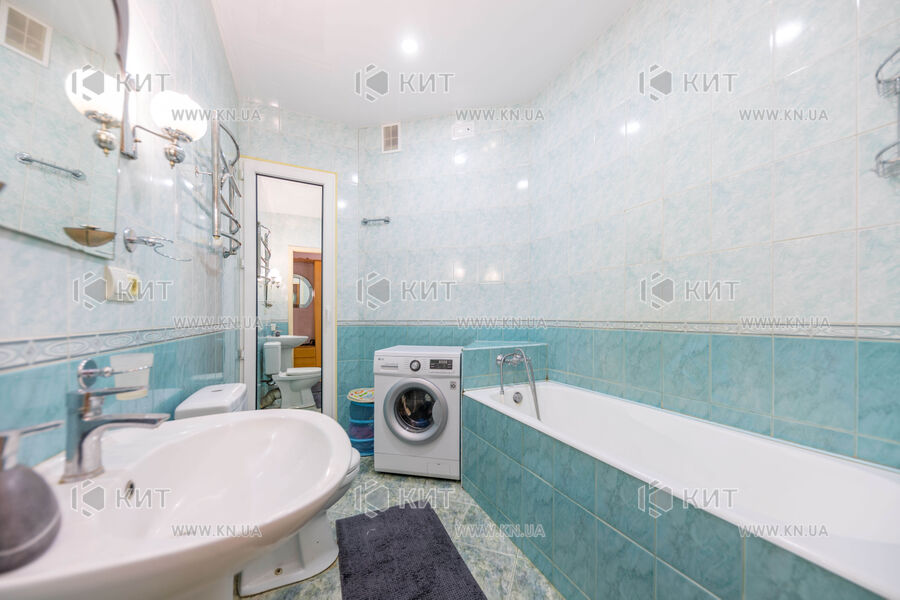 Продажа квартиры Харьков, Центр, 64.5м²