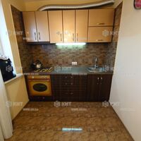 Продаж квартири Харків, ХТЗ, Рогань, 50м²