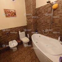 Продаж квартири Харків, ХТЗ, Рогань, 50м²