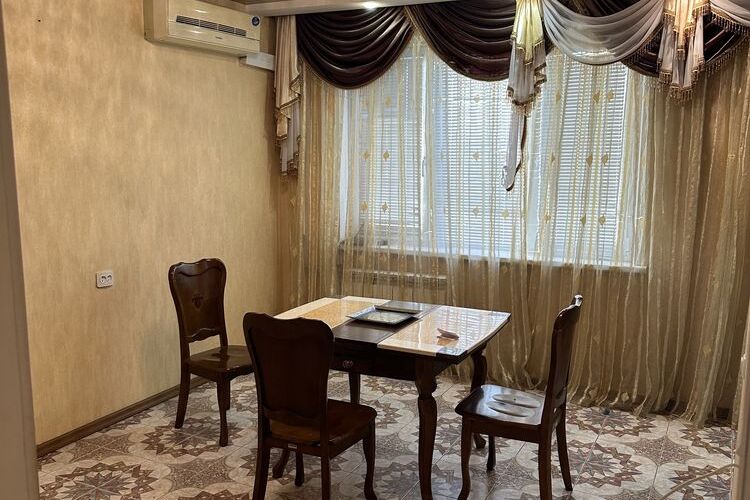 Продажа квартиры Харьков, Салтовка, 604 мрн., 100м²