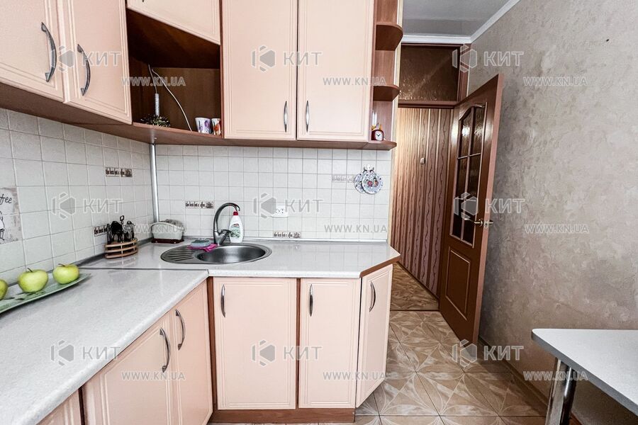 Продаж квартири Харків, Олексіївка, 33м²