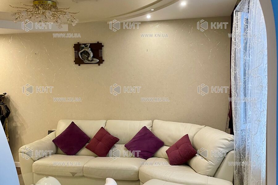 Продаж квартири Харків, Рогань, 80м²