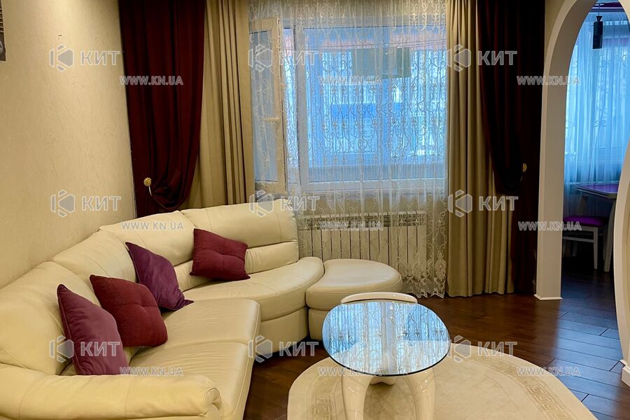 Продаж квартири Харків, Рогань, 80м²