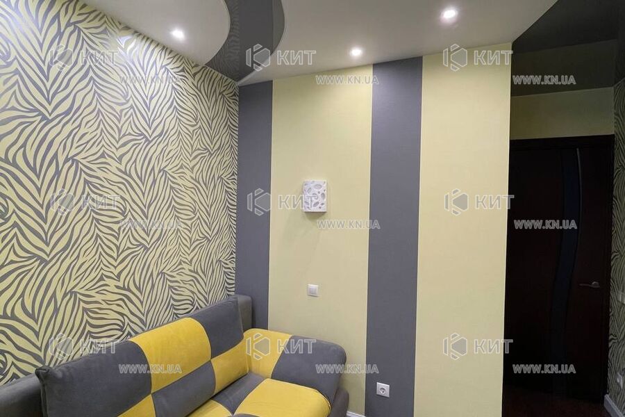 Продаж квартири Харків, Рогань, 80м²