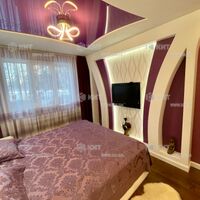 Продаж квартири Харків, Рогань, 80м²