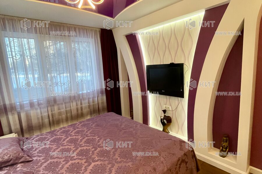 Продаж квартири Харків, Рогань, 80м²