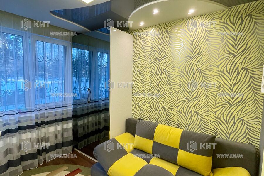 Продаж квартири Харків, Рогань, 80м²