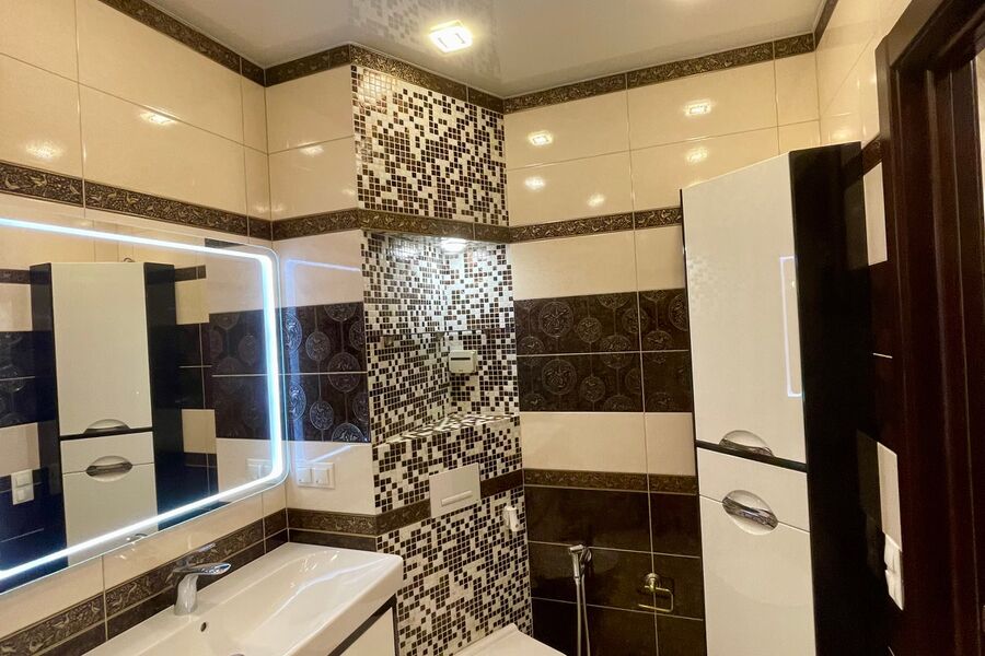 Продаж квартири Харків, Рогань, 80м²