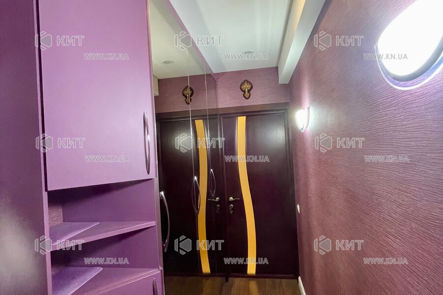 Продаж квартири Харків, Рогань, 80м²
