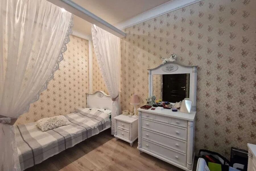 Продажа квартиры Харьков, Гагарина, Спортивная, Защитников, 130м²