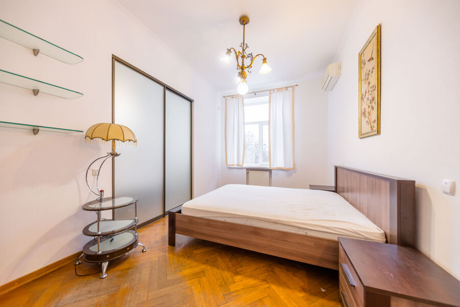Продаж квартири Харків, Центр, 120м²