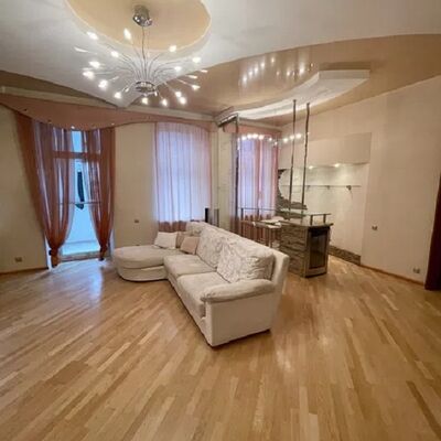 Продажа 	 Харків,  Молочна (Кірова) вул.   20