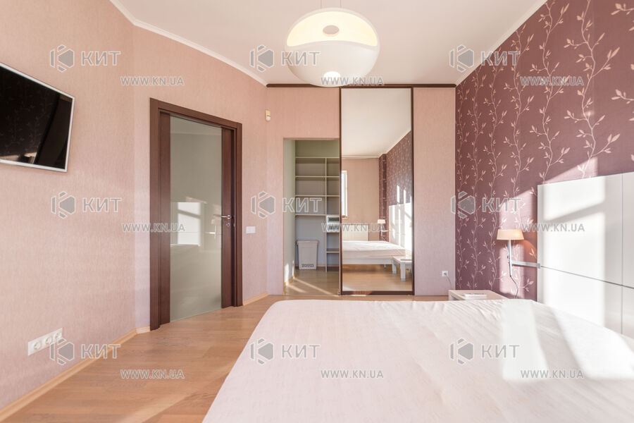 Продажа квартиры Харьков, Центр, 100м²