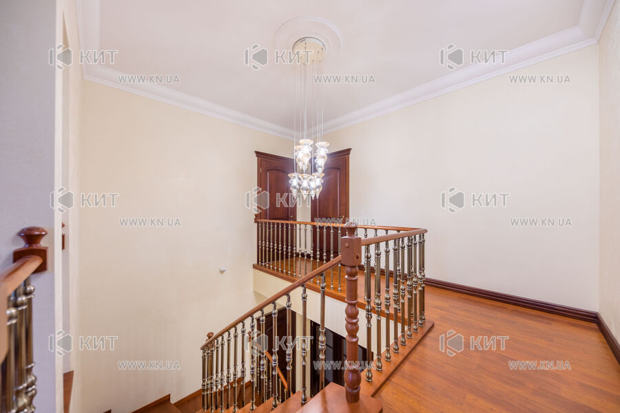 Продажа дома Харьков, Алексеевка, 360м²
