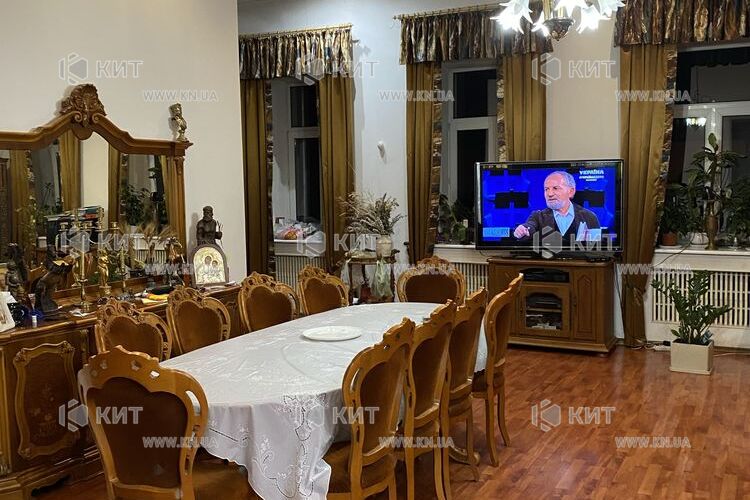 Продаж квартири Харків, Центр, 150м²