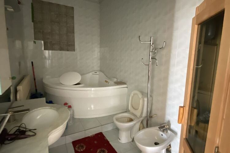 Продаж квартири Харків, Центр, 150м²