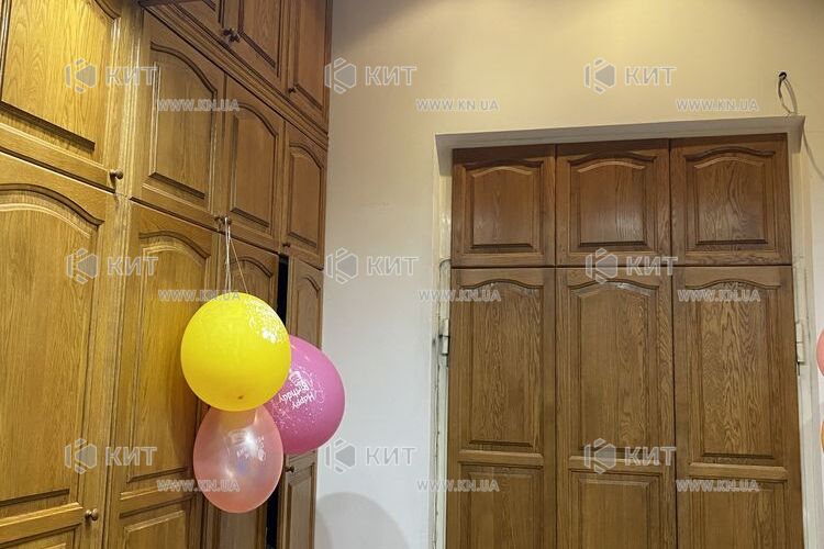 Продаж квартири Харків, Центр, 150м²