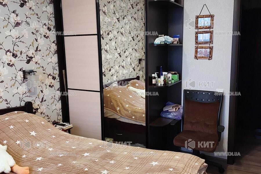Продажа квартиры Харьков, Гагарина, Спортивная, Защитников, 46м²