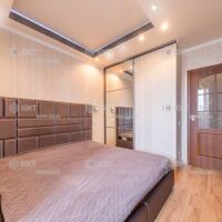 Продаж квартири Харків, Гагаріна, Спортивна, Захисників, 50м²
