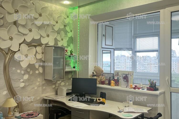 Продажа квартиры Харьков, Алексеевка, 70м²