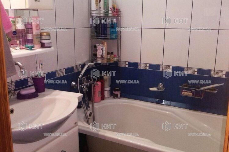 Продажа квартиры Харьков, Алексеевка, 70м²