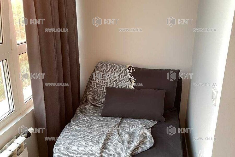 Продаж квартири Харків, Олексіївка, 38м²