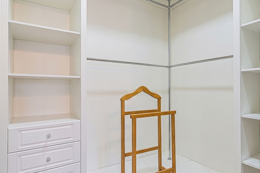 Продаж будинку Харків, Залютино, 250м²
