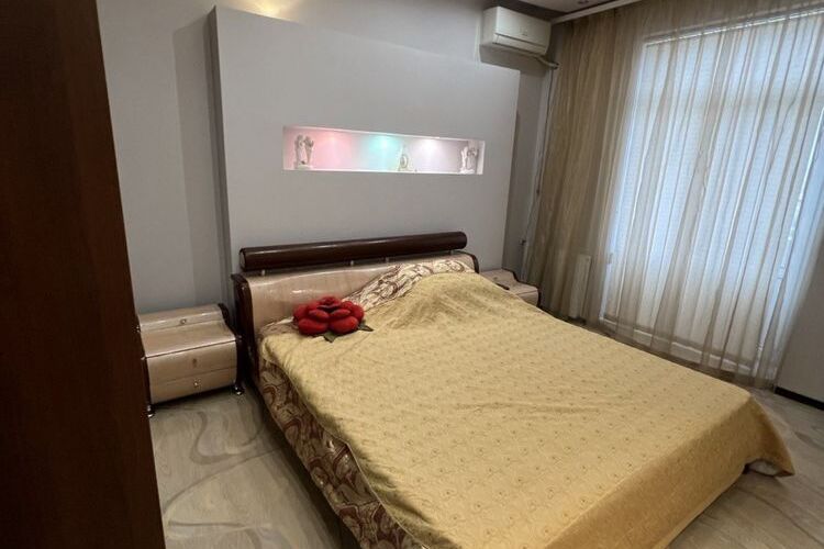 Продажа квартиры Харьков, Центр, 100м²