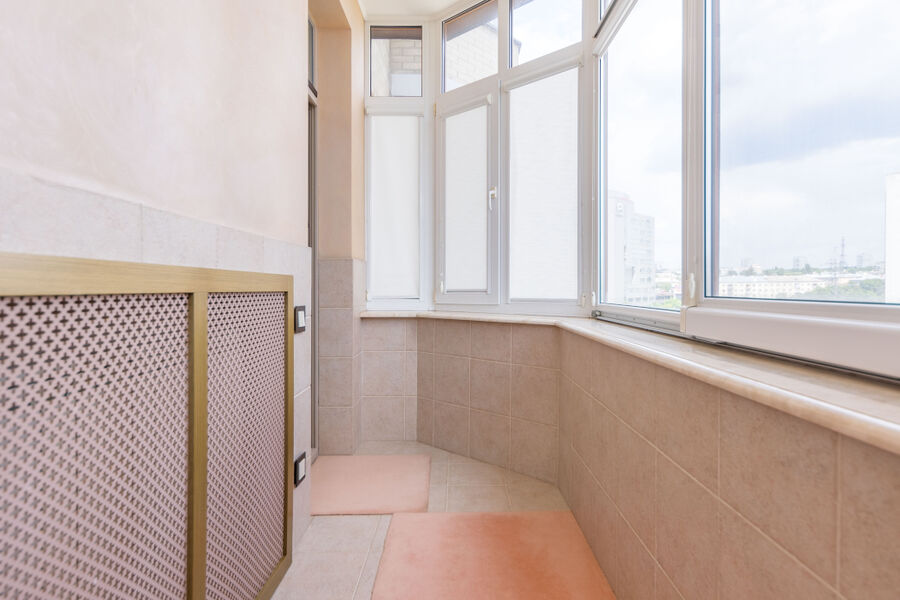 Продажа квартиры Харьков, Павлово Поле, 225м²