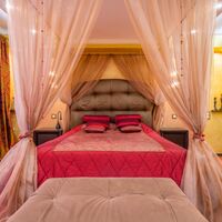 Продажа квартиры Харьков, Павлово Поле, 225м²