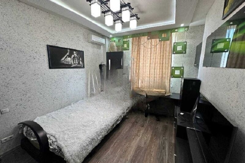 Продаж квартири Харків, Павлове Поле, 163м²