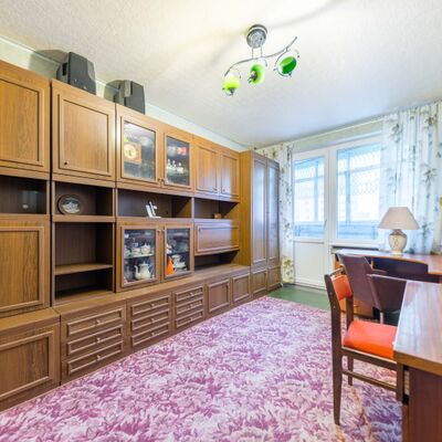 Продажа 	 Харків,  Аерокосмічний (Гагаріна) пр.   45А