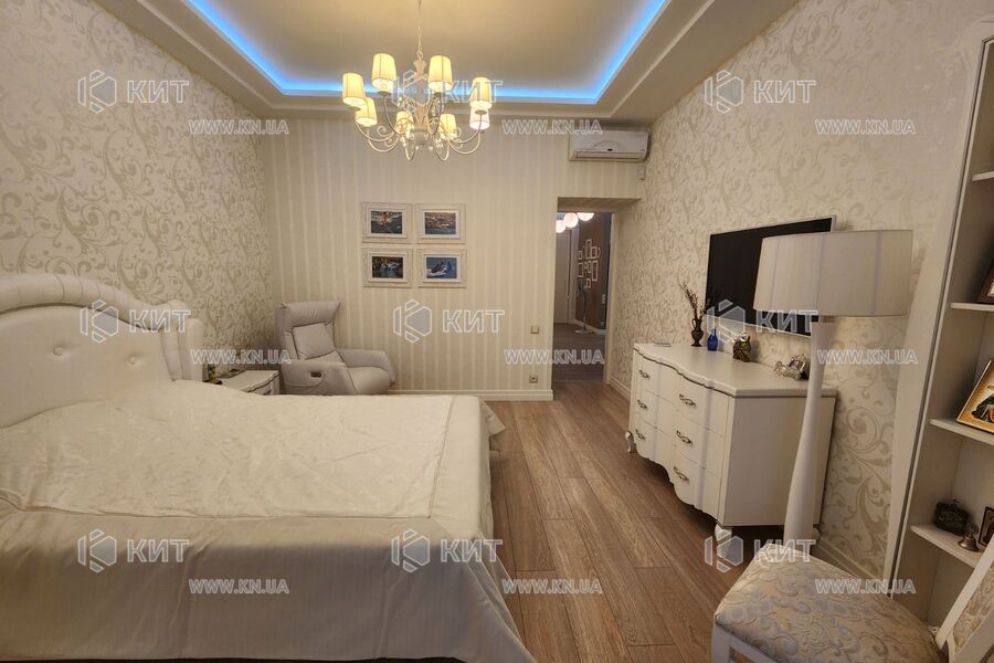 Продажа квартиры Харьков, Алексеевка, 106м²