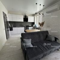 Продаж квартири Харків, ХТЗ, Рогань, 76м²
