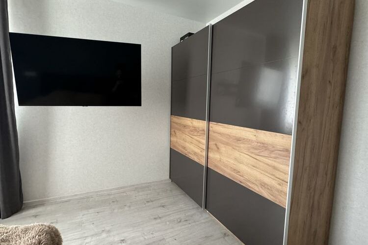 Продаж квартири Харків, ХТЗ, Рогань, 76м²