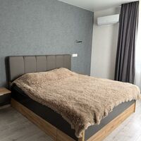 Продаж квартири Харків, ХТЗ, Рогань, 76м²
