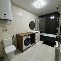 Продаж квартири Харків, ХТЗ, Рогань, 76м²