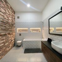 Продаж квартири Харків, Наукова, 127.2м²